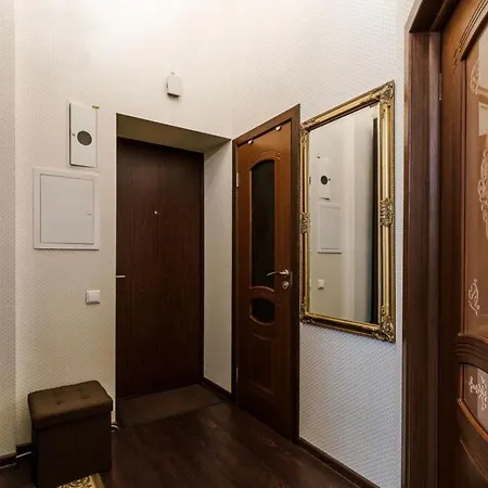 Riga's Timeless Elegance Apartment